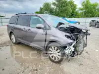 2015 Toyota SIENNA фото