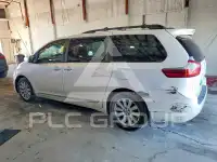 2015 Toyota SIENNA фото