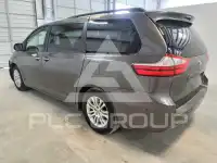 2015 Toyota SIENNA фото