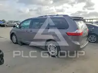 2015 Toyota SIENNA photo