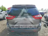 2015 Toyota SIENNA фото