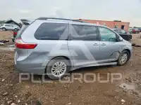 2015 Toyota SIENNA фото