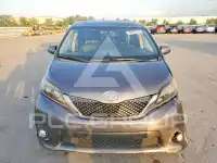 2015 Toyota SIENNA фото