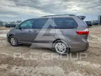 2015 Toyota SIENNA фото