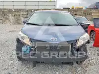2015 Toyota SIENNA фото