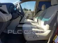 2015 Toyota SIENNA photo