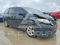 2015 Toyota SIENNA photo