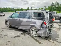 2015 Toyota SIENNA photo