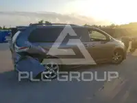 2015 Toyota SIENNA фото