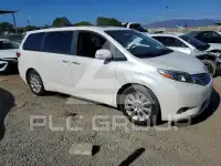 2015 Toyota SIENNA фото