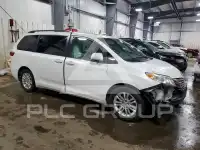 2015 Toyota SIENNA фото