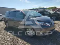 2015 Toyota SIENNA фото