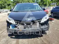 2015 Toyota SIENNA фото