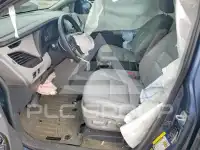 2015 Toyota SIENNA фото