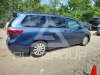 2015 Toyota SIENNA фото
