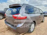 2015 Toyota SIENNA фото