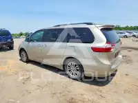 2015 Toyota SIENNA фото