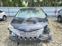 2015 Toyota SIENNA фото