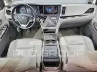 2015 Toyota SIENNA фото