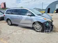 2015 Toyota SIENNA фото
