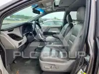 2015 Toyota SIENNA фото