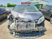 2015 Toyota SIENNA фото