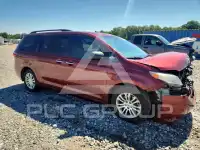 2015 Toyota SIENNA фото