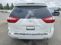 2015 Toyota SIENNA фото
