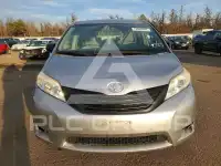 2015 Toyota SIENNA фото