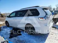 2015 Toyota SIENNA фото