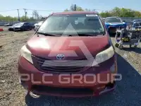 2015 Toyota SIENNA фото