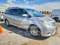 2015 Toyota SIENNA фото