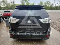 2015 Toyota SIENNA фото
