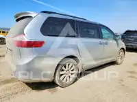 2015 Toyota SIENNA фото