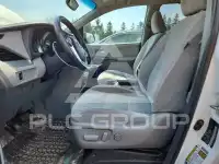 2015 Toyota SIENNA photo