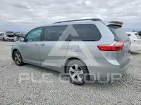 2015 Toyota SIENNA фото