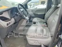 2015 Toyota SIENNA фото