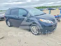2015 Toyota SIENNA фото