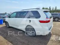 2015 Toyota SIENNA photo