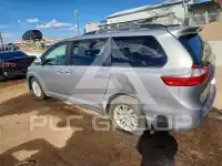2015 Toyota SIENNA фото