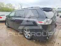 2015 Toyota SIENNA фото