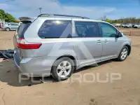 2015 Toyota SIENNA фото