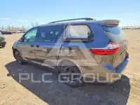 2015 Toyota SIENNA photo