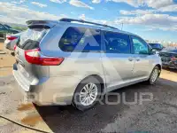 2015 Toyota SIENNA фото