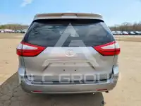 2015 Toyota SIENNA фото