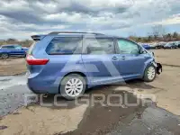 2015 Toyota SIENNA фото