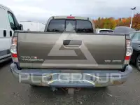 2015 Toyota TACOMA photo