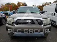 2015 Toyota TACOMA photo