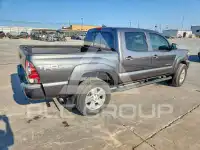 2015 Toyota TACOMA photo