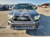 2015 Toyota TACOMA photo